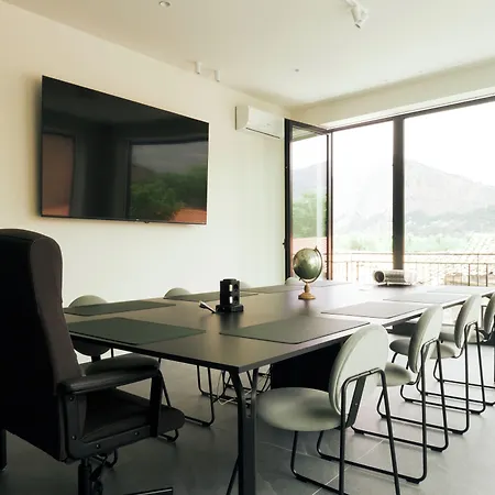 Hub 4* Carini