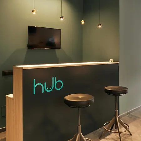 Hub ゲストハウス 4*