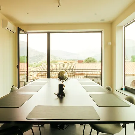Hub Guest house *